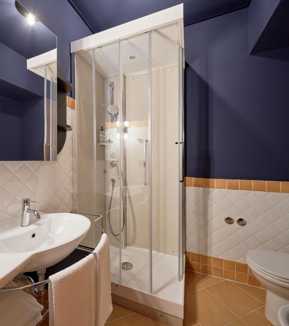 URBANAUTS STUDIOS Minelli